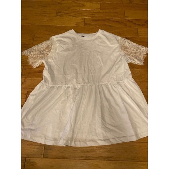 ASOS Design, white laced short sleeve, elastic waist, crew neck white top size 6 - Picture 1 of 9